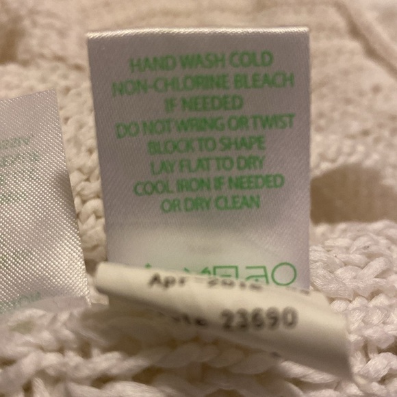 Lilly Pulitzer cover-up, size extra extra small white - Picture 7 of 8